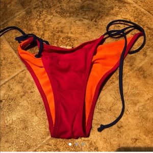 HOLLISTER BIKINI BOTTOMS